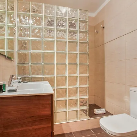 Obsidian Brisas De Apartman